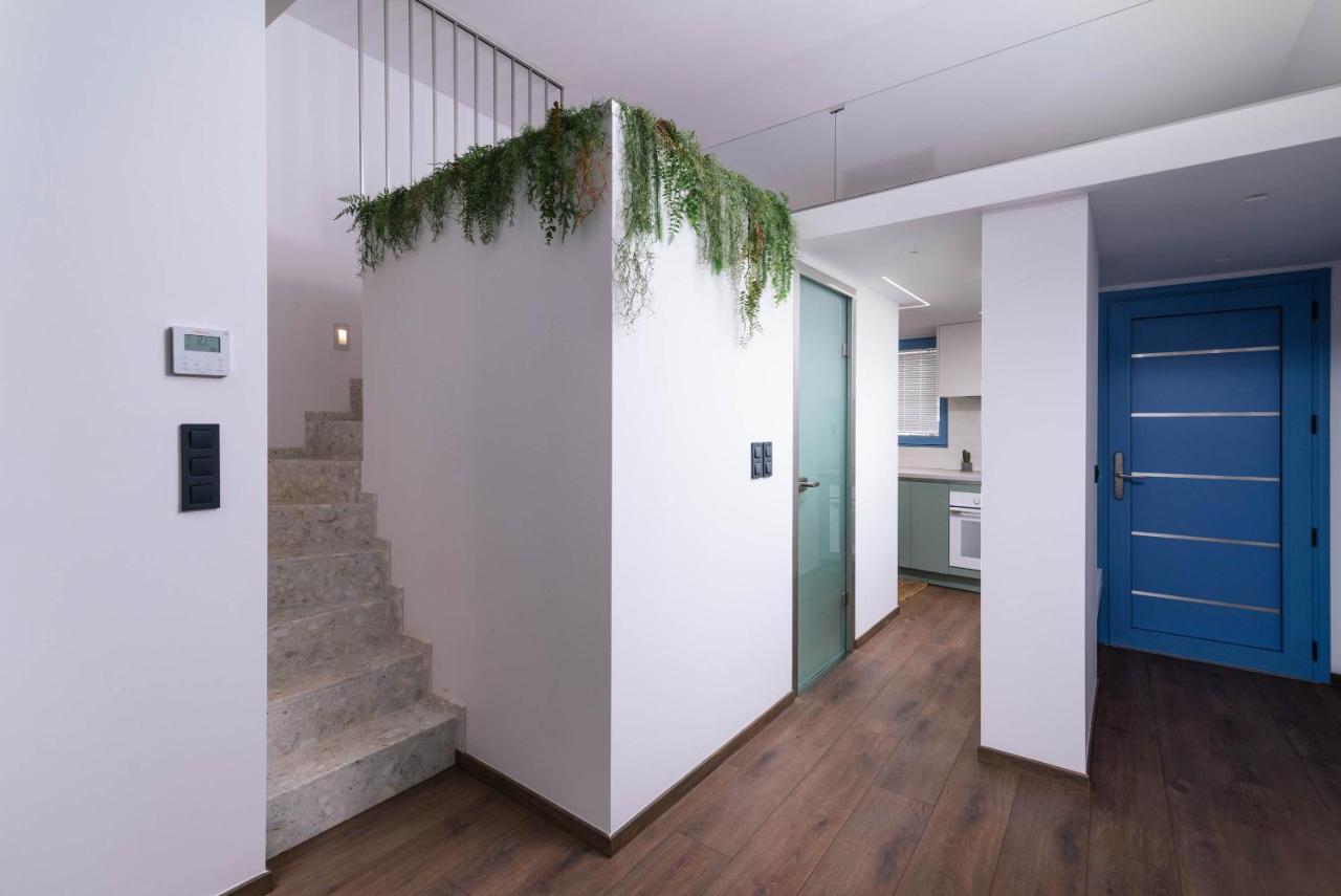 Suites De Luxe Katerina Kokkinos Pirgos Luaran gambar