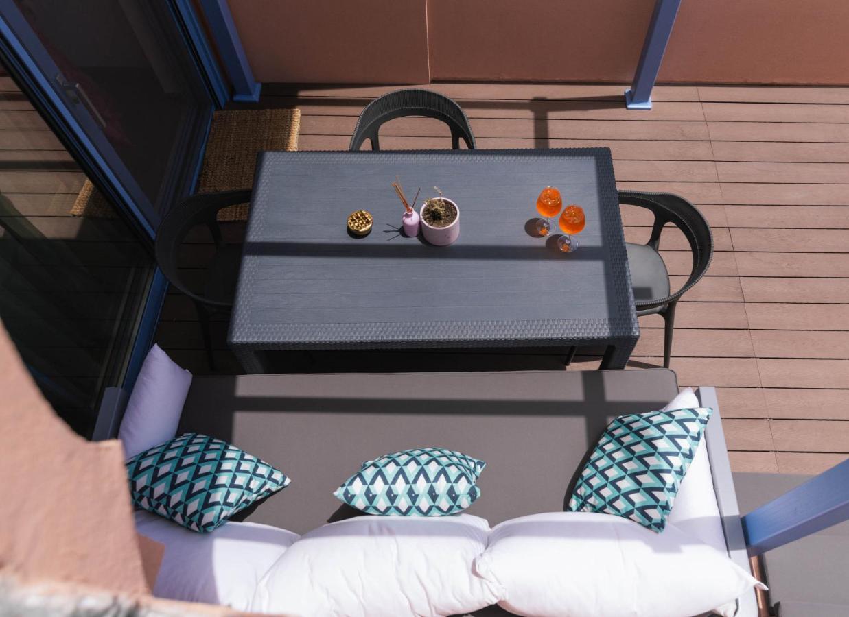 Suites De Luxe Katerina Kokkinos Pirgos Luaran gambar