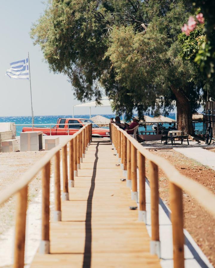 Suites De Luxe Katerina Kokkinos Pirgos Luaran gambar